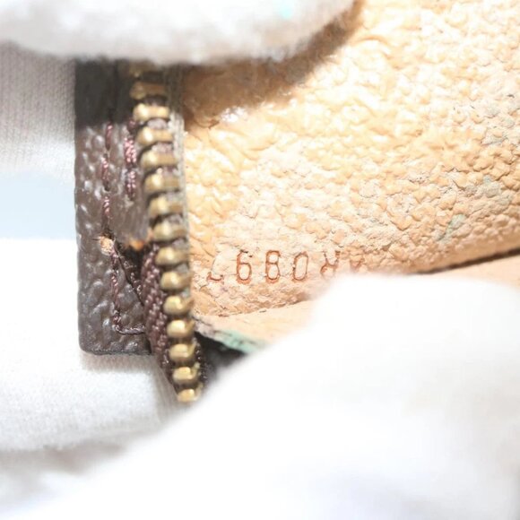 LOUIS VUITTON Monogram Bucket PM Pouch Accessory Pouch LV Auth 63713 - Picture 5 of 16